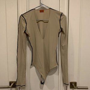 ALIX NYC V-Neck Beige Bodysuit - Size Small
